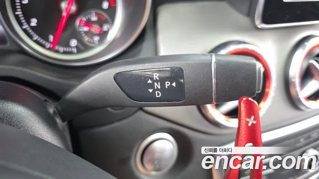 Mercedes-Benz CLA 2016 thumb 9
