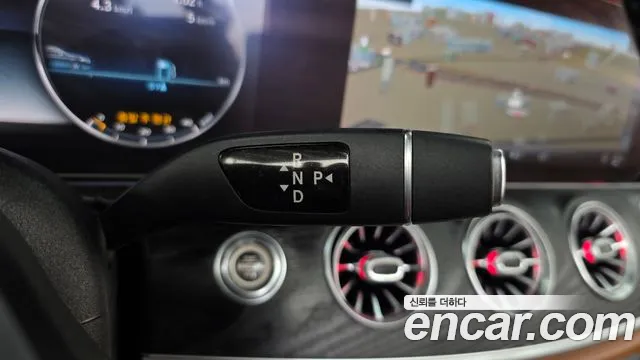 Mercedes-Benz E-Класс 2018 thumb 9