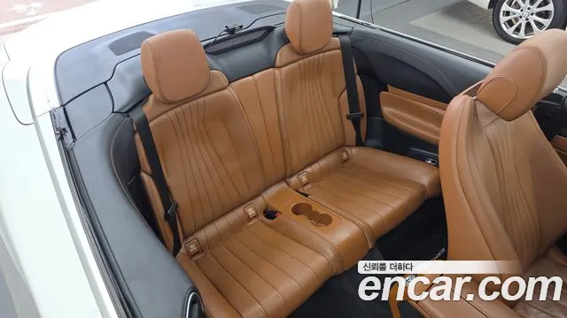 Mercedes-Benz E-Класс 2018 thumb 12