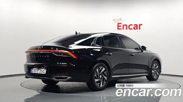 Hyundai Grandeur 2022 thumb 2