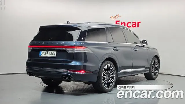 Lincoln Aviator 2020 thumb 2