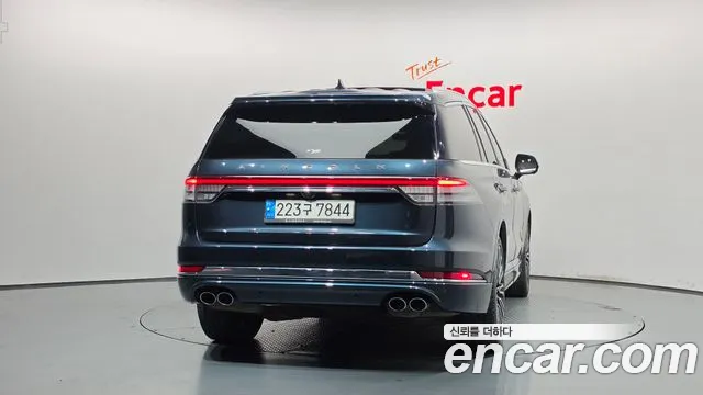 Lincoln Aviator 2020 thumb 4