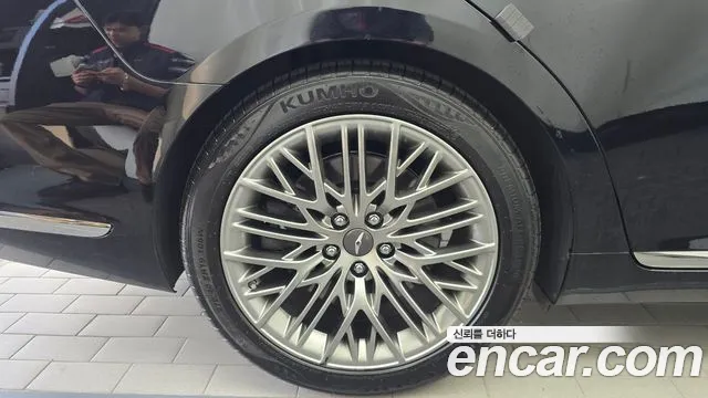 Genesis G90 2021 thumb 5