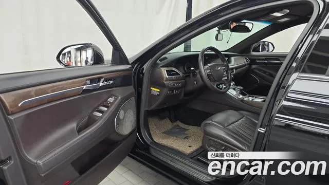 Genesis G90 2021 thumb 10