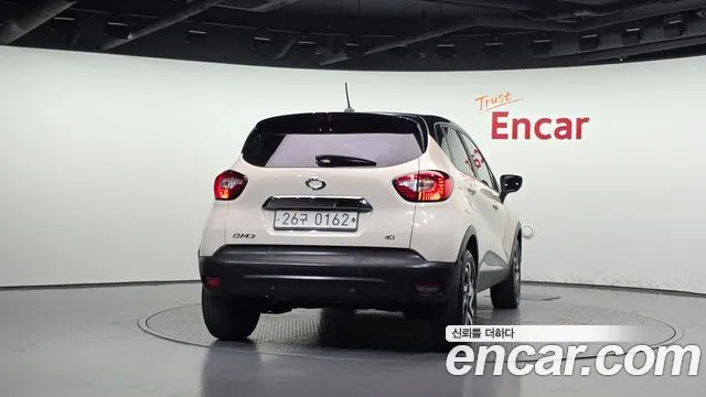 Renault-KoreaSamsung Captur 2016 thumb 4