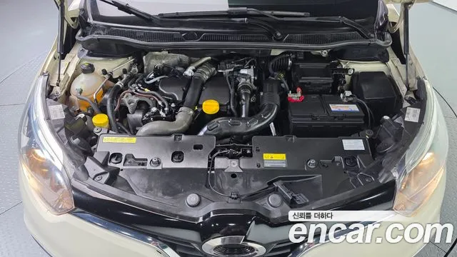 Renault-KoreaSamsung Captur 2016 thumb 6