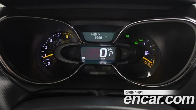 Renault-KoreaSamsung Captur 2016 thumb 8