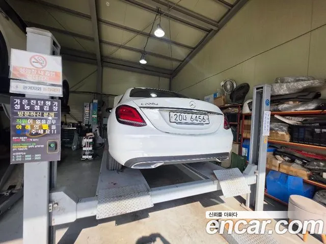 Mercedes-Benz C-Класс 2019 thumb 2