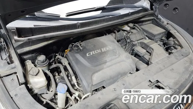 Kia Carnival 2015 thumb 6
