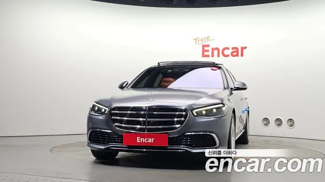 Mercedes-Benz S-Класс 2023 thumb 3