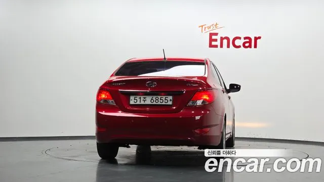 Hyundai Accent 2015 thumb 4