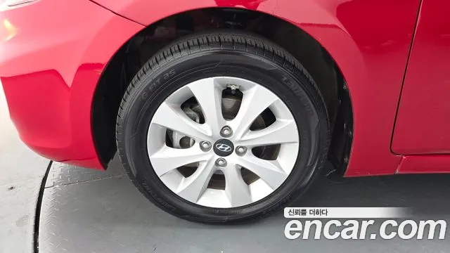 Hyundai Accent 2015 thumb 5