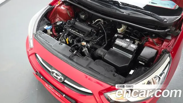 Hyundai Accent 2015 thumb 6