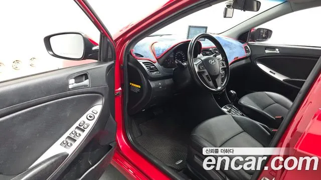 Hyundai Accent 2015 thumb 10