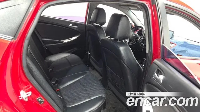 Hyundai Accent 2015 thumb 12