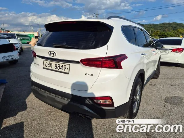 Hyundai Santa Fe 2018 thumb 4