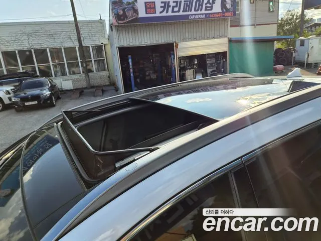 Hyundai Santa Fe 2018 thumb 9