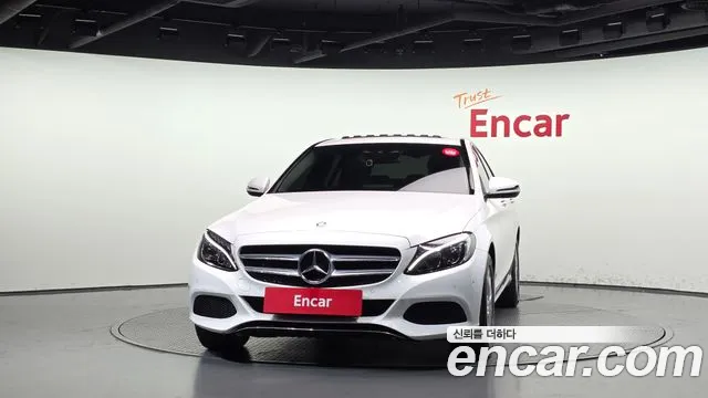 Mercedes-Benz C-Класс 2016 thumb 3