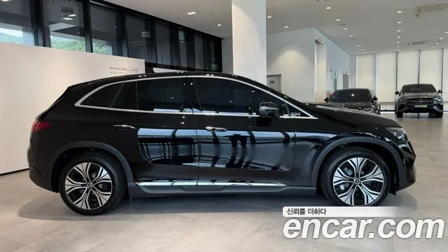 Mercedes-Benz EQE 2026 thumb 9