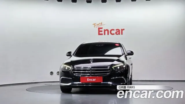 Mercedes-Benz E-Класс 2021 thumb 3
