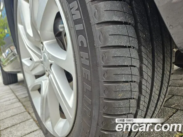 Land Rover Range Rover Sport 2018 thumb 9