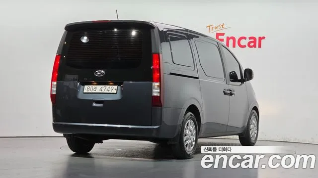 Hyundai Staria 2021 thumb 2