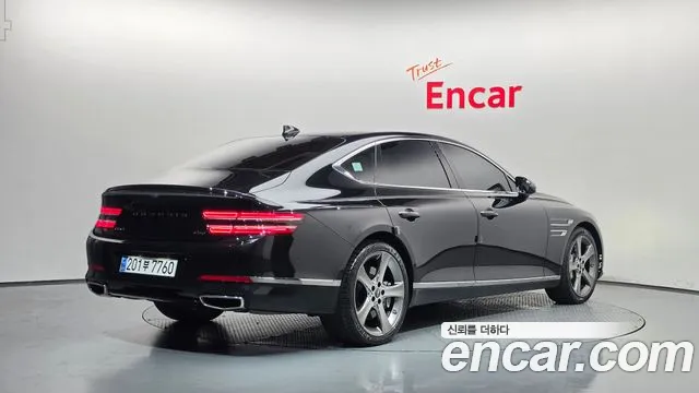 Genesis G80 2023 thumb 2