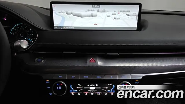 Genesis G80 2023 thumb 12