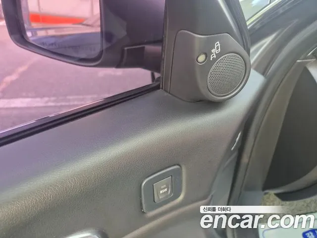 Renault-KoreaSamsung Latitude 2015 thumb 5