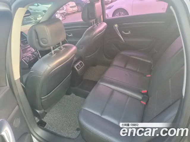 Renault-KoreaSamsung Latitude 2015 thumb 8