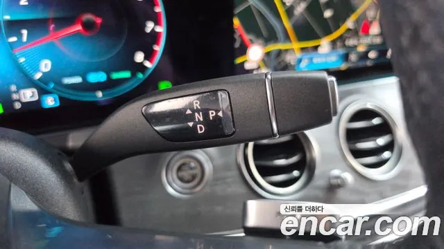 Mercedes-Benz E-Класс 2022 thumb 9