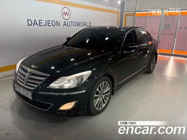 Hyundai Genesis 2012 thumb 2