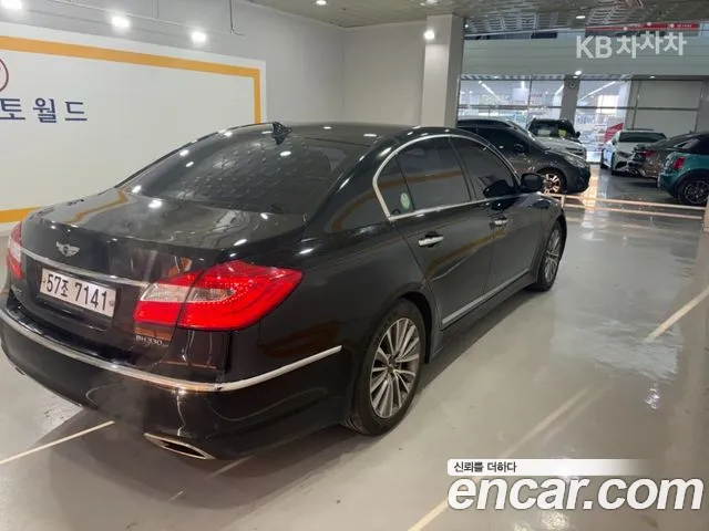 Hyundai Genesis 2012 thumb 5