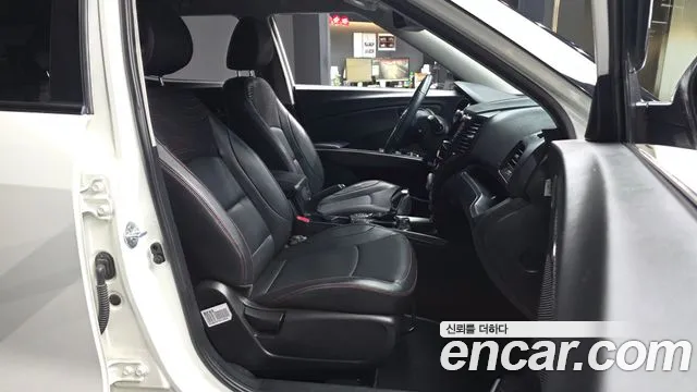 KG_Mobility_Ssangyong TIBOLI 2018 thumb 10