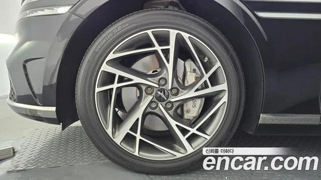 Genesis G90 2023 thumb 4