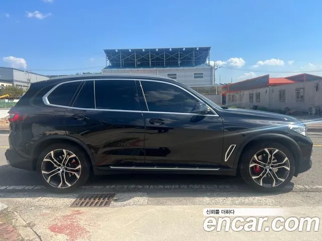 BMW X5 2022 thumb 3