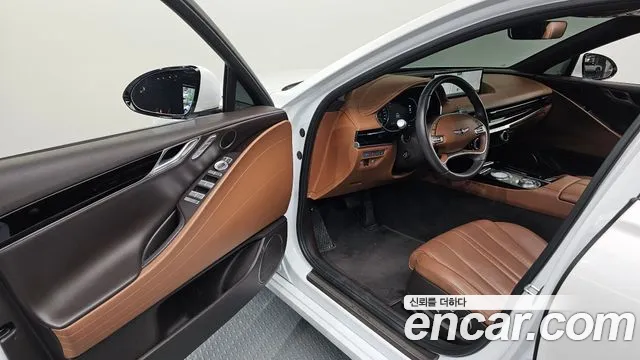 Genesis G80 2021 thumb 10