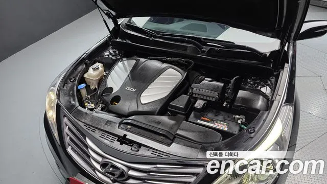Hyundai Grandeur 2011 thumb 6