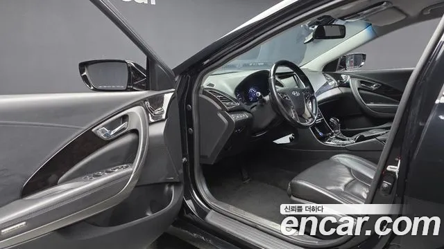 Hyundai Grandeur 2011 thumb 10