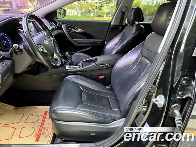 Hyundai Grandeur 2013 thumb 10