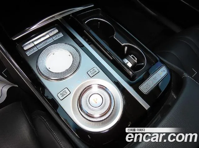 Genesis G80 2022 thumb 10