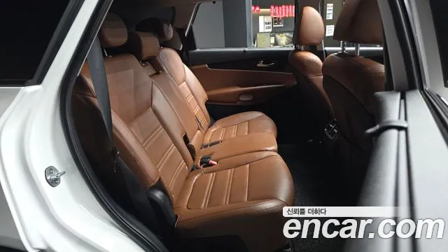 Kia Sorento 2017 thumb 11