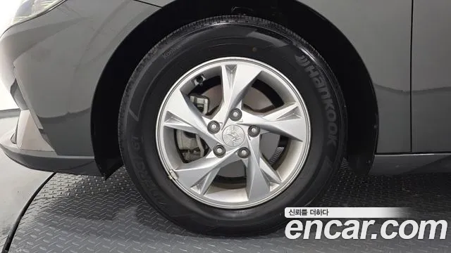 Hyundai Avante 2021 thumb 5