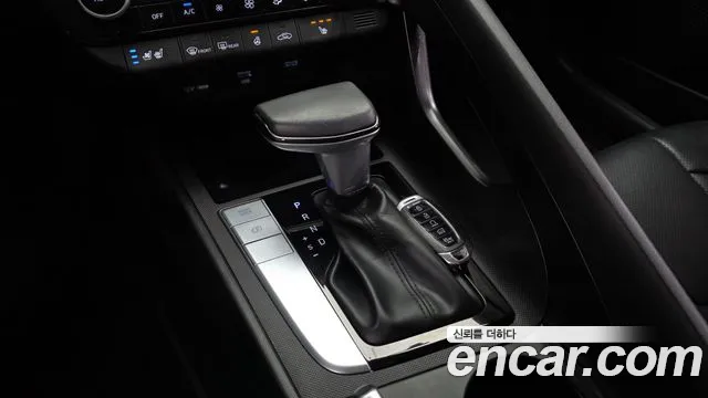 Hyundai Avante 2021 thumb 9