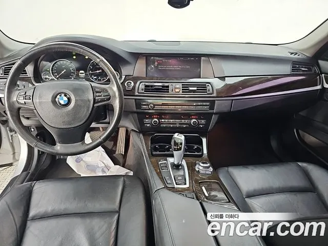 BMW 5-Series 2013 thumb 5