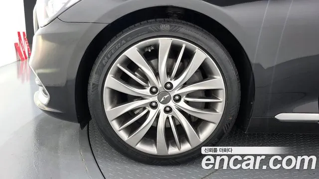Genesis G80 2018 thumb 5