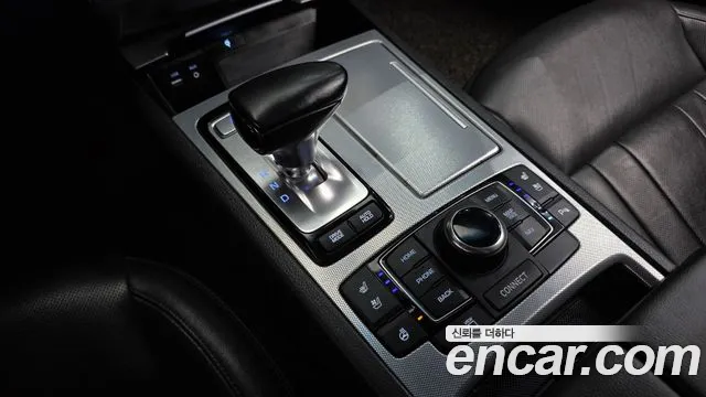 Genesis G80 2018 thumb 9