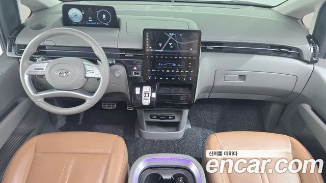 Hyundai Staria 2023 thumb 7