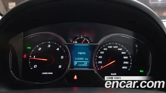 ChevroletGMDaewoo Captiva 2013 thumb 8