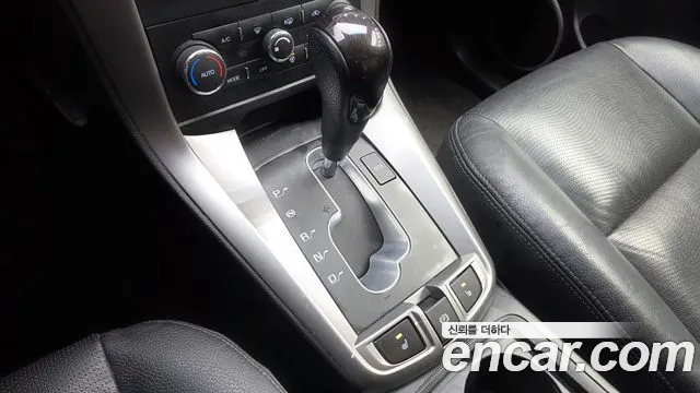 ChevroletGMDaewoo Captiva 2013 thumb 9
